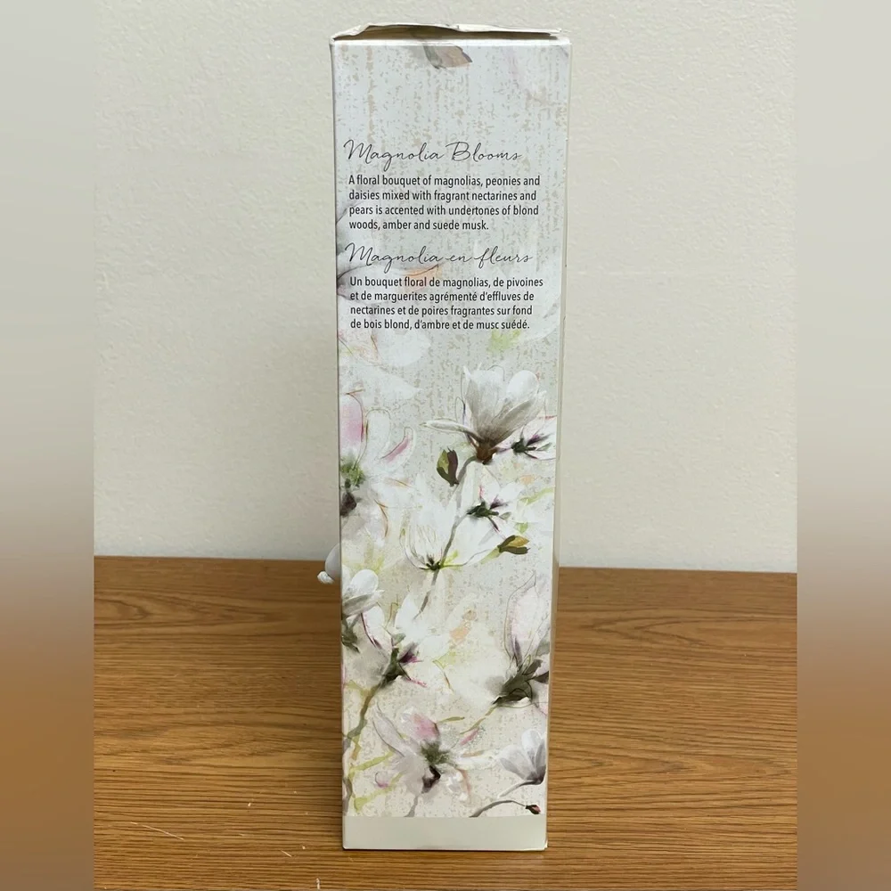 Pier 1 Magnolia Blooms Reed Diffuser